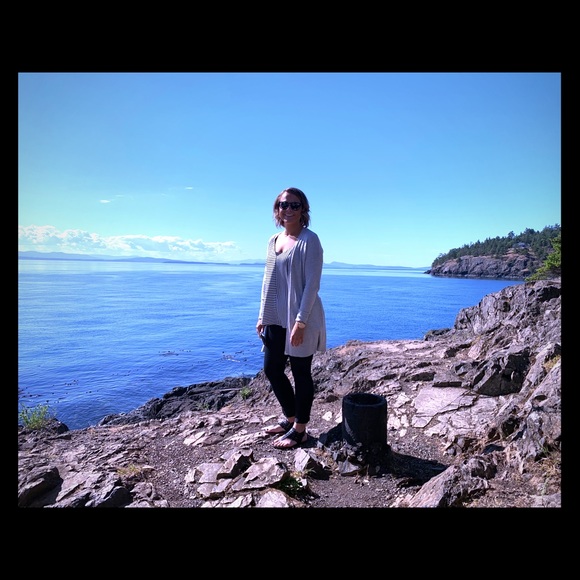 Meet your Posher, Kelsea - Picture 1 of 1